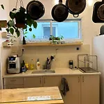 Apartment In Levontine